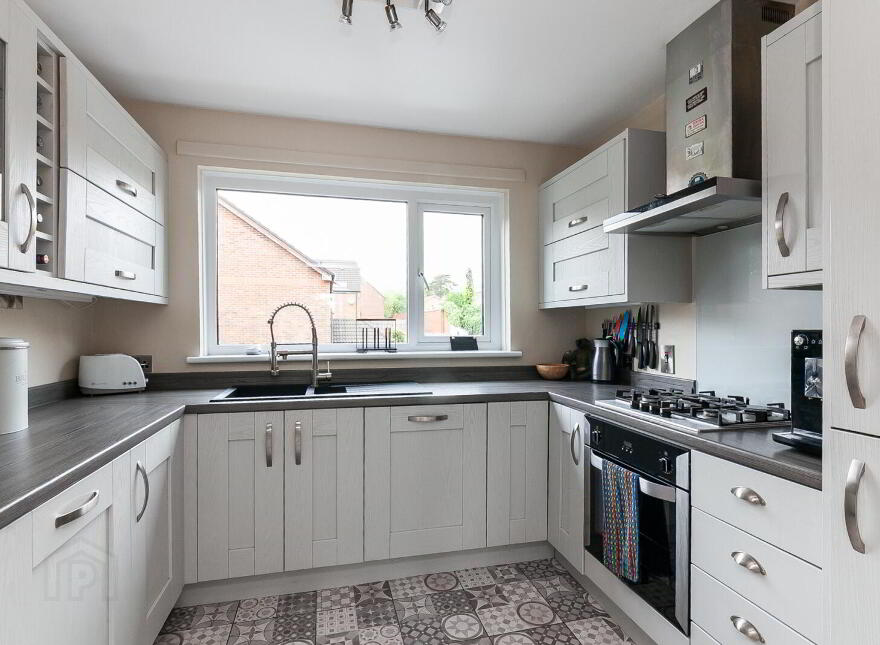 4 Chichester Gardens, Belfast, BT15 5FS