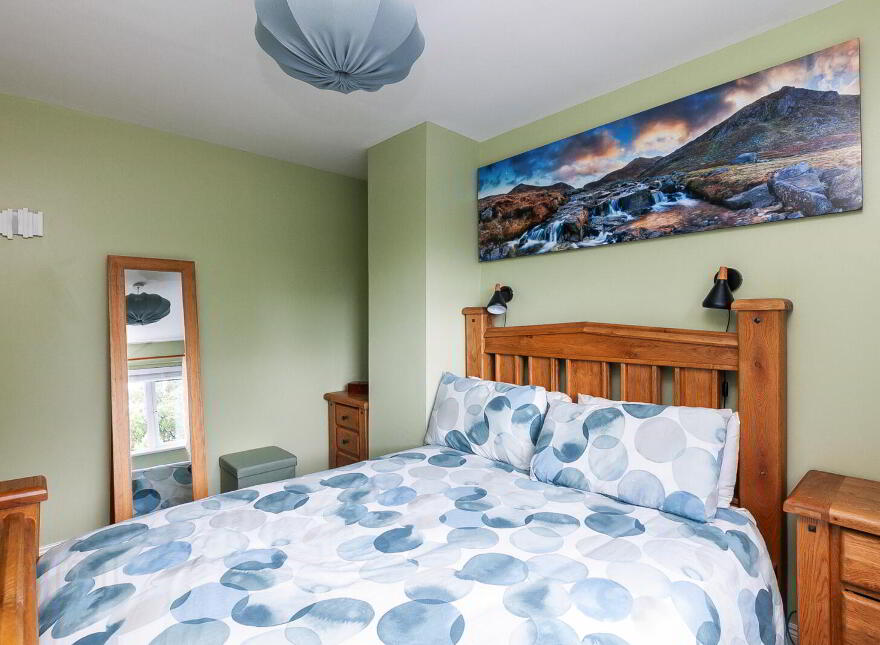 4 Chichester Gardens, Belfast, BT15 5FS