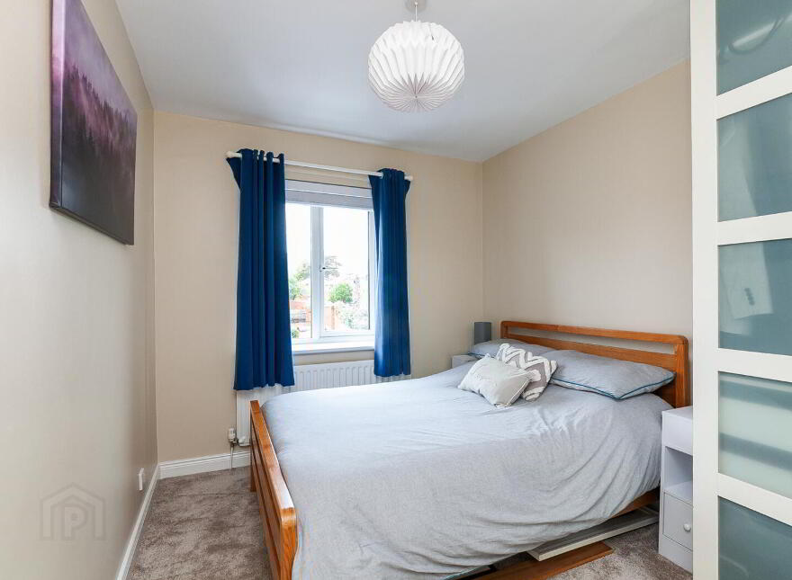 4 Chichester Gardens, Belfast, BT15 5FS