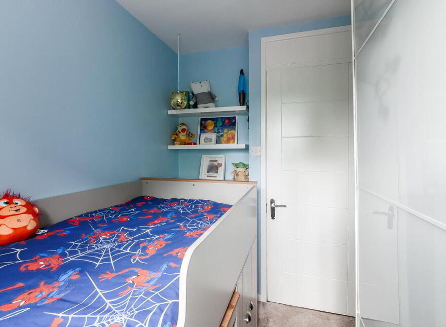 4 Chichester Gardens, Belfast, BT15 5FS