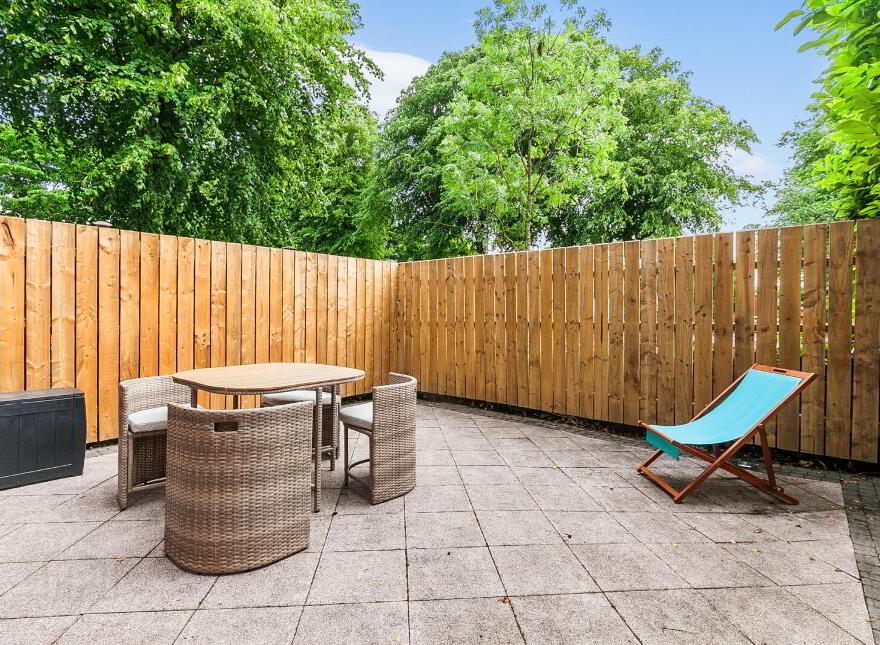 4 Chichester Gardens, Belfast, BT15 5FS