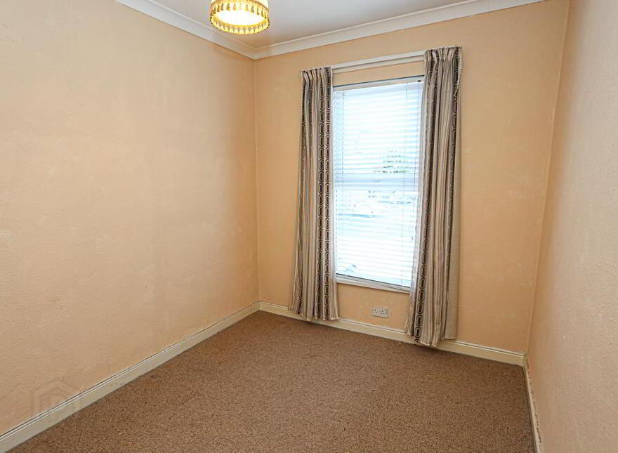 60 Downshire Road, Holywood, BT18 9LX