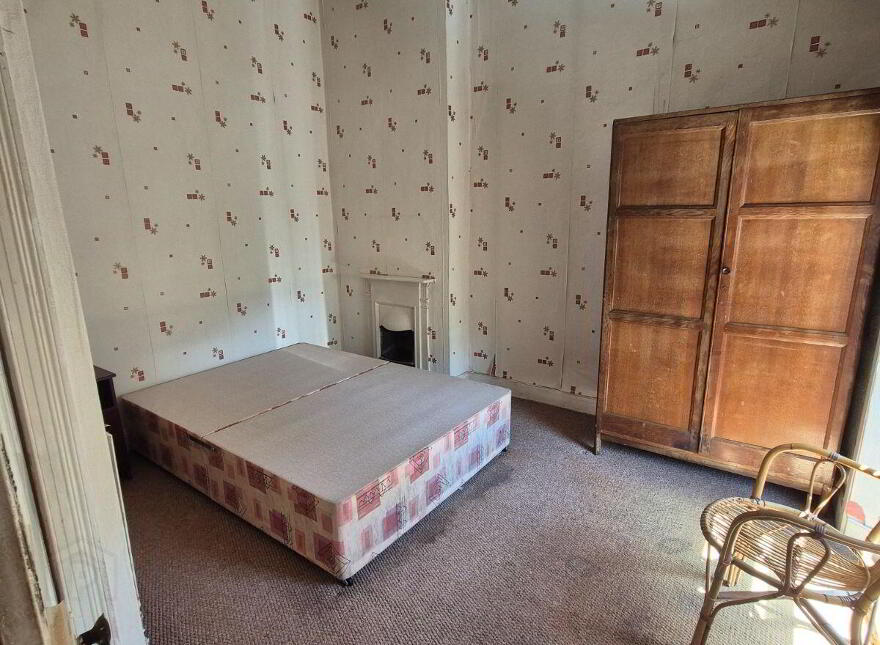 West, Port, Ballyshannon, F94XY22