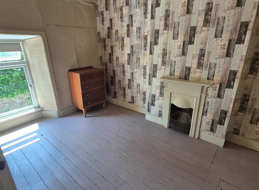 West, Port, Ballyshannon, F94XY22