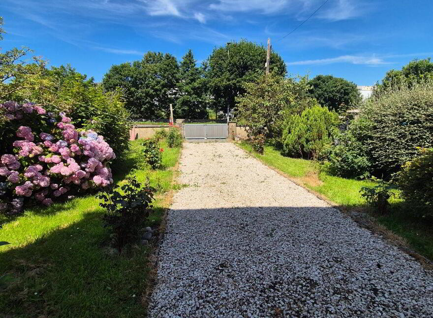 West, Port, Ballyshannon, F94XY22