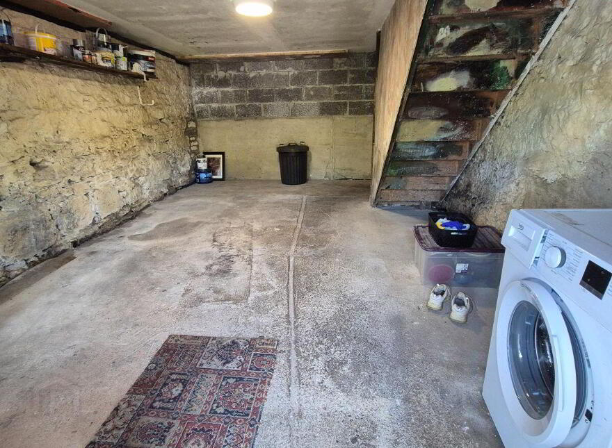 West, Port, Ballyshannon, F94XY22