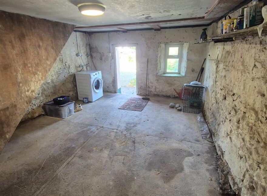 West, Port, Ballyshannon, F94XY22