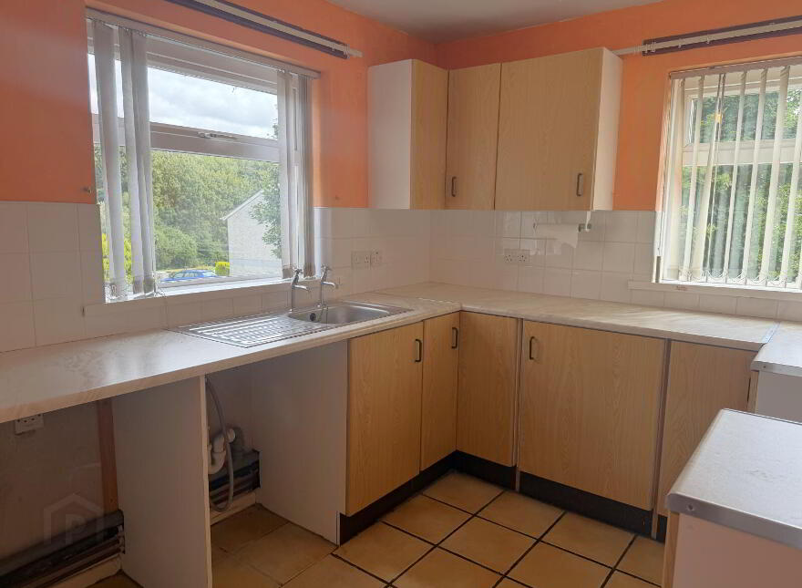 4 Beechgrove Flats, Antrim, BT41 2BP