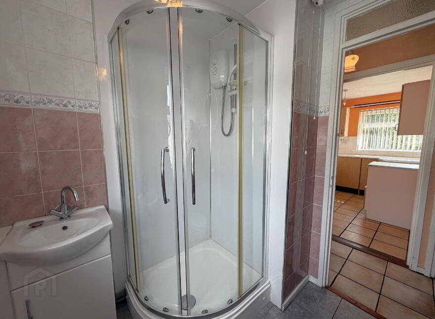 4 Beechgrove Flats, Antrim, BT41 2BP