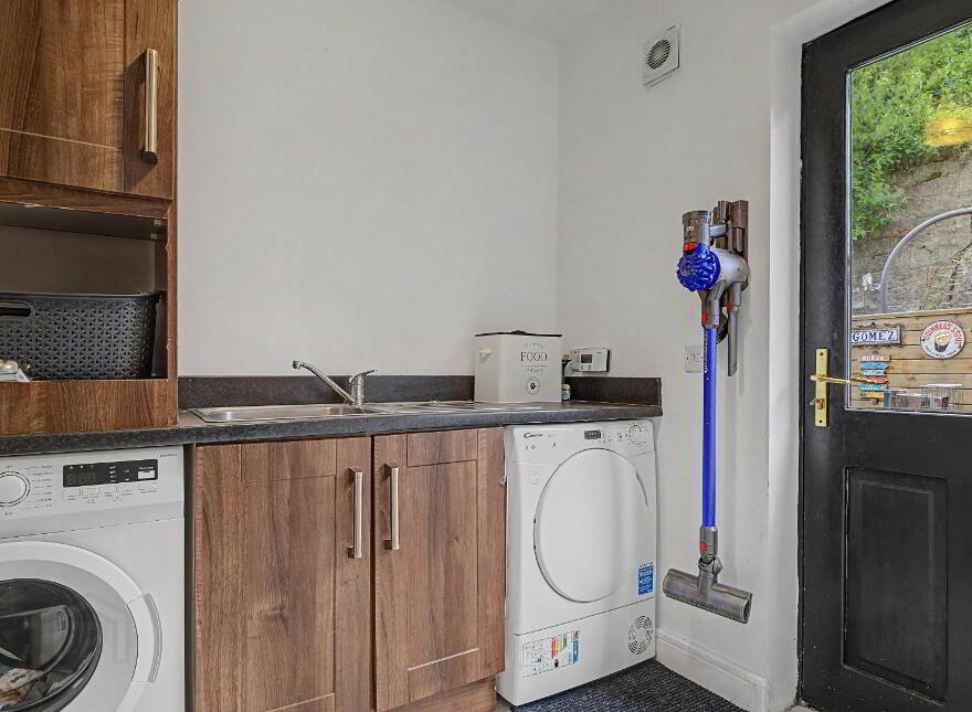 15 Woodland Mews, Derry, BT47 2FF