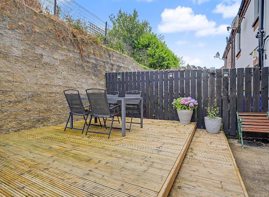 15 Woodland Mews, Derry, BT47 2FF