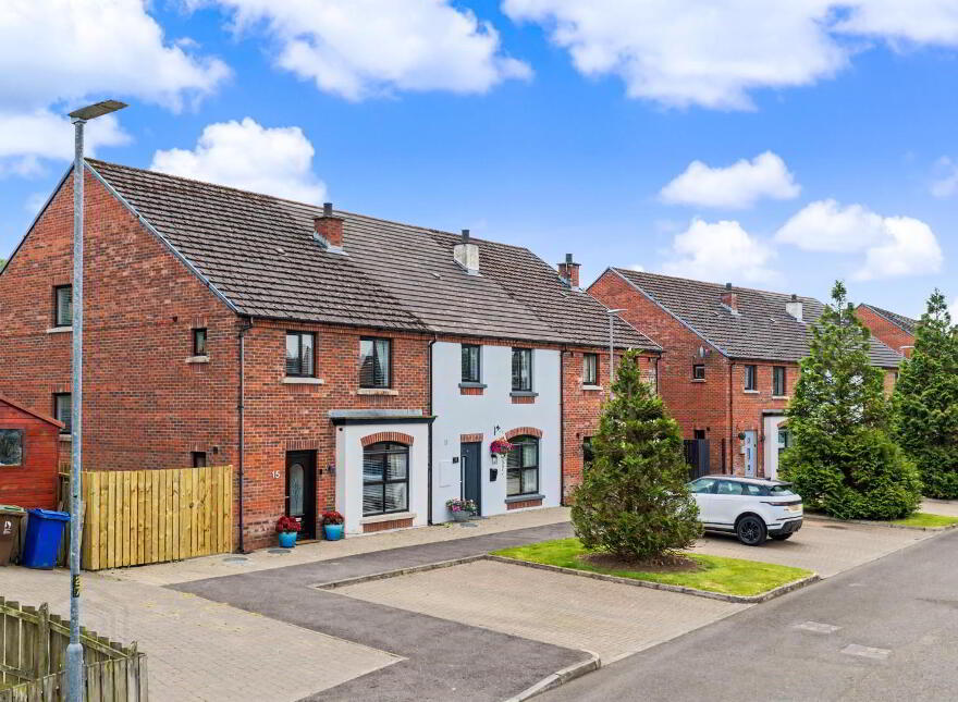 15 Woodland Mews, Derry, BT47 2FF