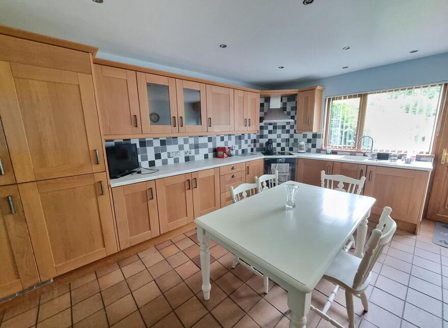 9 Gortamaddy Park, Ballycastle, BT54 6RU