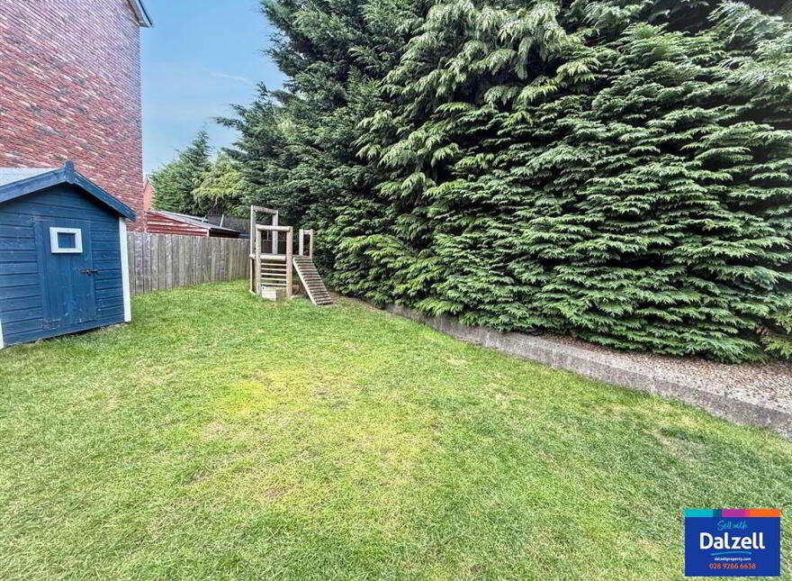 17 Holstein Lodge, Lisburn, BT28 2QB