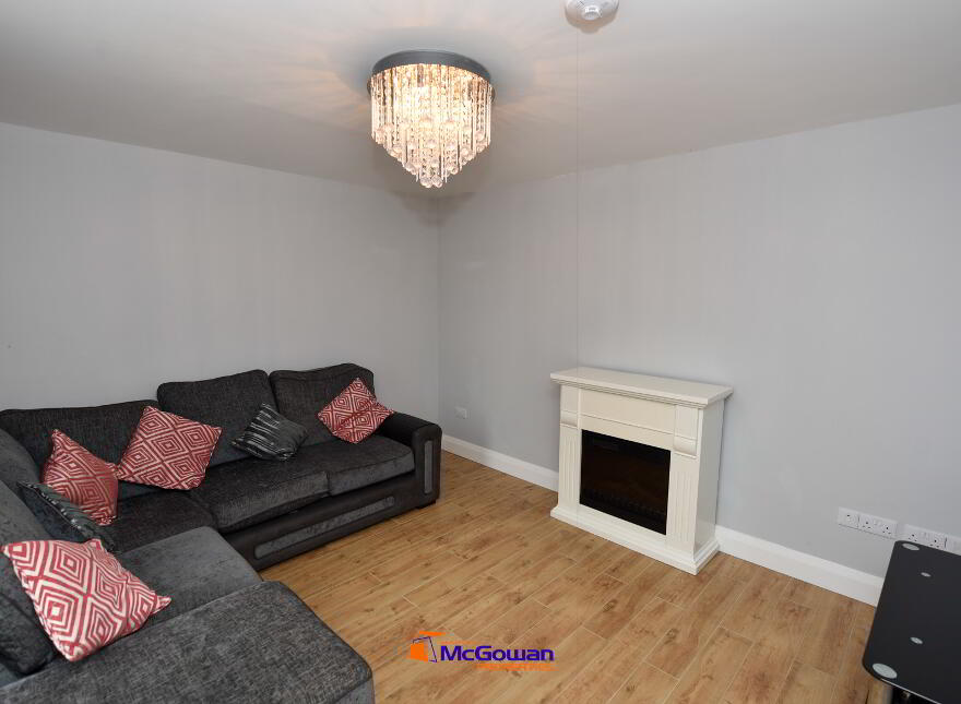 4 Woodview Terrace, Main Street, Stranorlar, F93N6E4