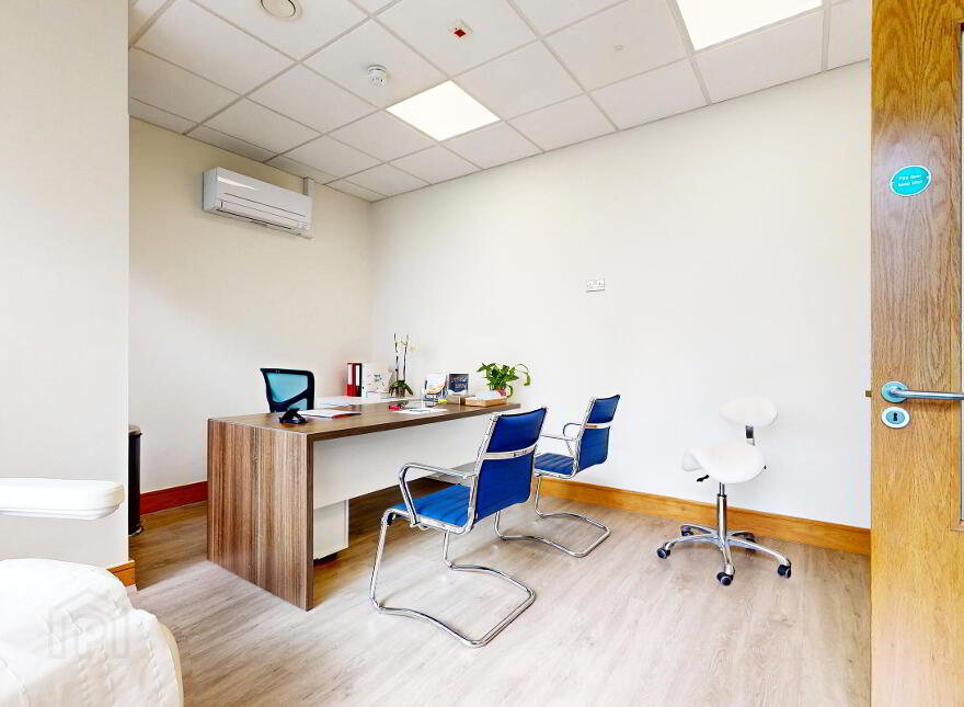 Unit 12, Burnell Square, Northern Cross, Northern Cross, D17YW40
