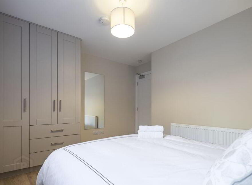 Apartment 3 116117 West Street, Drogheda, A92P63C