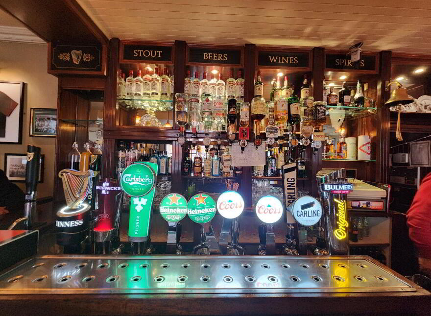 Landy's Irish Harp, Irish Street, Ardee, A92WN84