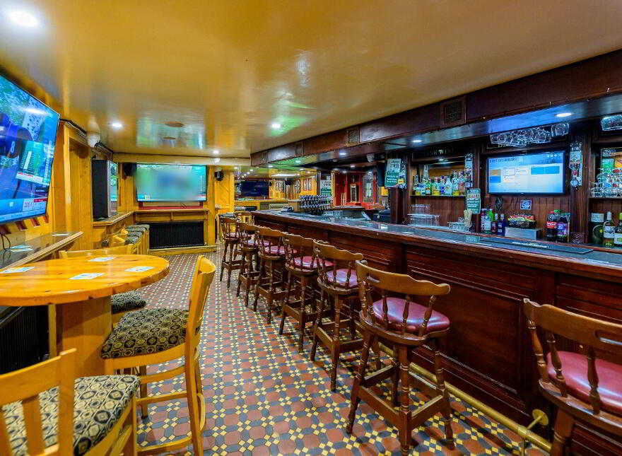 Landy's Irish Harp, Irish Street, Ardee, A92WN84