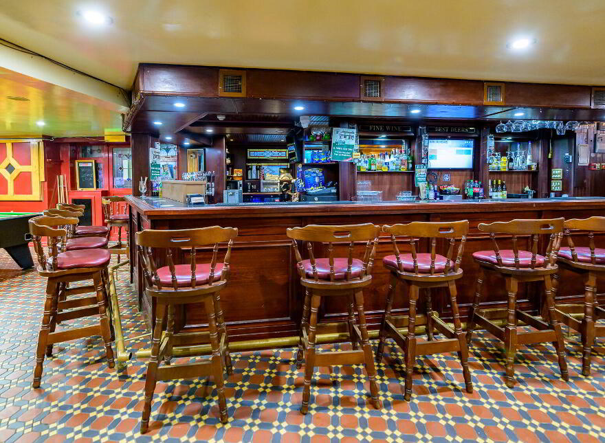 Landy's Irish Harp, 19 Irish Street, Ardee, A92WN84