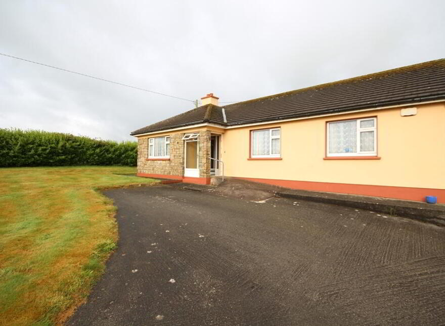 Belrose Upper, Enniskeane, P47YW52