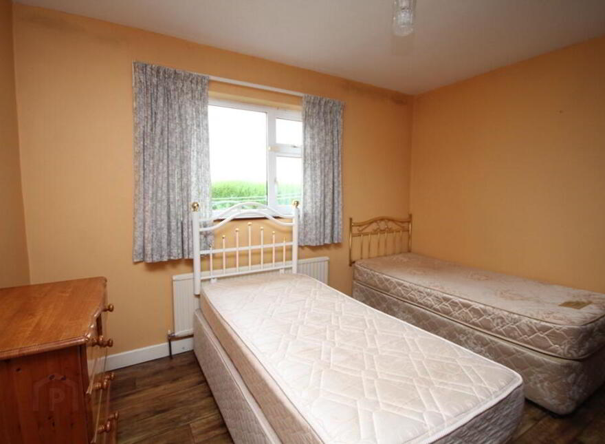 Belrose Upper, Enniskeane, P47YW52