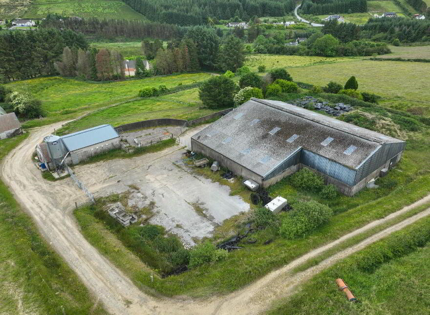 Lyraneag, Rockchapel, P51VW28