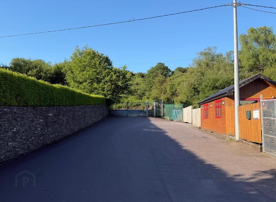 Macroom Road, Lissarda