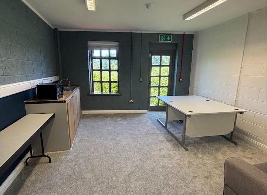 Unit 12, Ballycasey Craft And Design Centre, Ballycasey, Shannon, V14T935