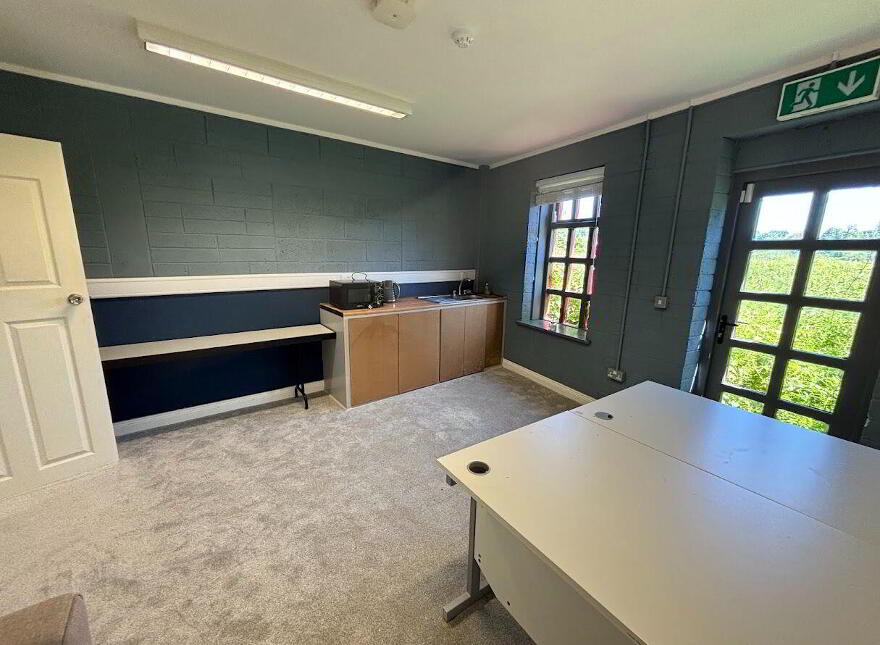 Unit 12, Ballycasey Craft And Design Centre, Ballycasey, Shannon, V14T935