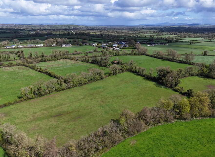 Elton, Knocklong