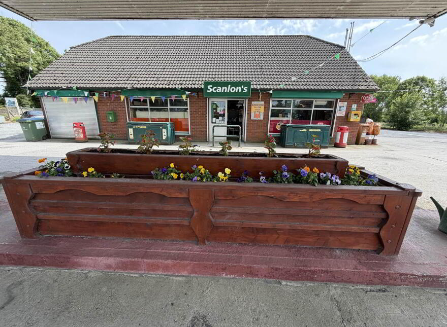Scanlons Supermarket & Filling Station, Barrys Cross, Grange, Grange, V35HT32