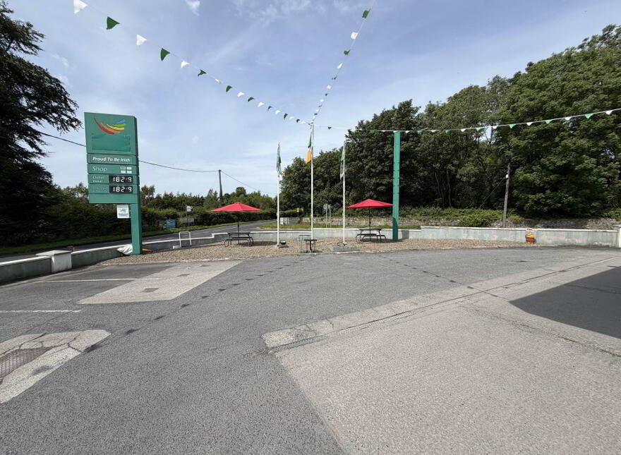 Scanlons Supermarket & Filling Station, Barrys Cross, Grange, Grange, V35HT32