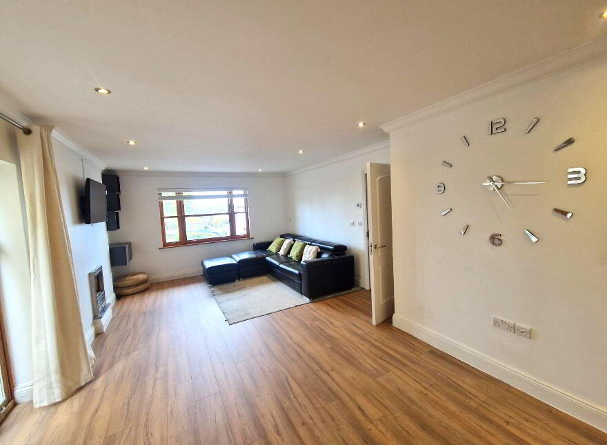 Apartment 9 Estuary Court, Rochestown, T12HR25