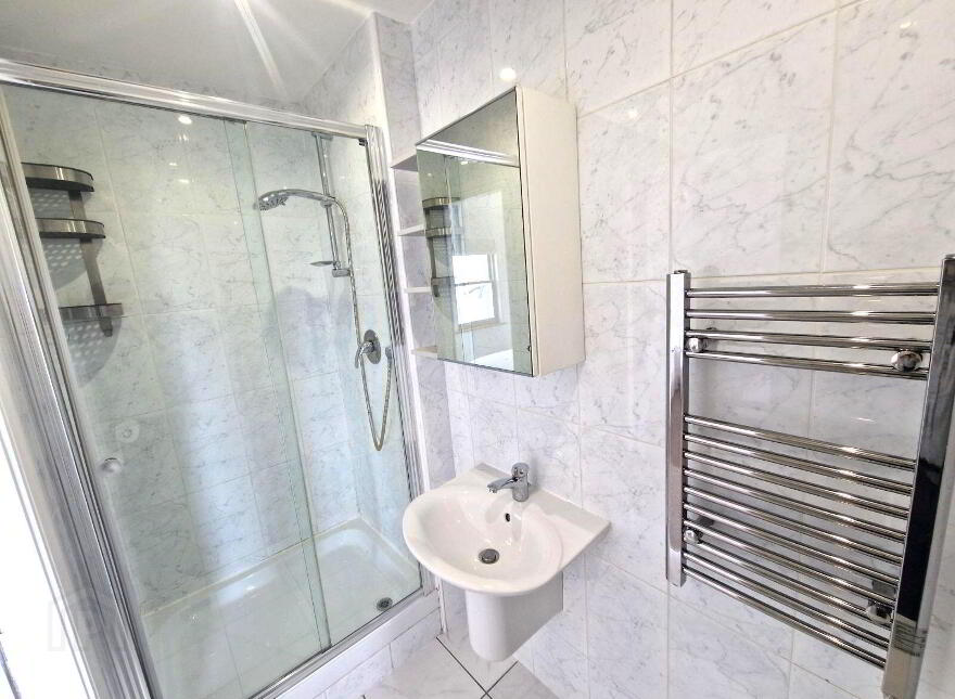 Apartment 9 Estuary Court, Rochestown, T12HR25