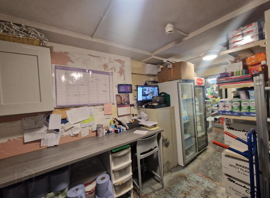 Con's Shop, 12a Gurranebraher Road, Gurranabraher, T23F9TP