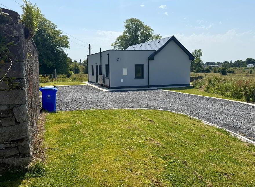 Derroon, Ballymote, F56CR98