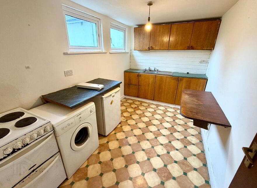 Ardkeeran, Riverstown, F52WY96