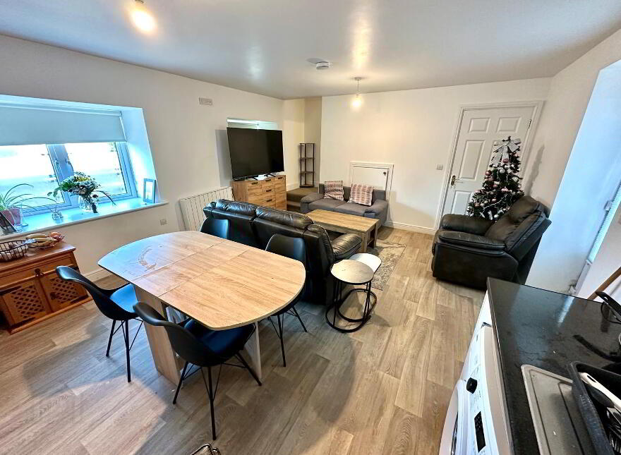 Yellow House, & Mill House, Bunnanaddan, Ballymote, F56KW40