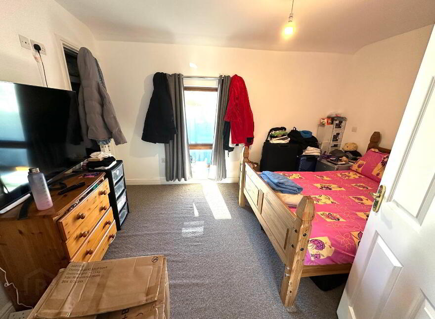 Yellow House, & Mill House, Bunnanaddan, Ballymote, F56KW40
