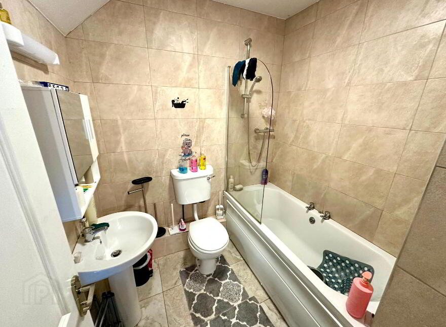 Yellow House, & Mill House, Bunnanaddan, Ballymote, F56KW40