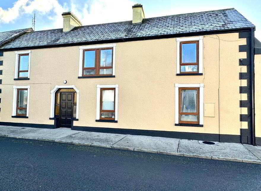 Yellow House, & Mill House, Bunnanaddan, Ballymote, F56KW40