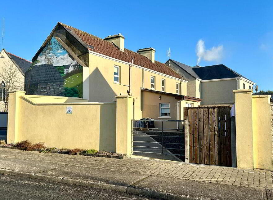 Yellow House, & Mill House, Bunnanaddan, Ballymote, F56KW40