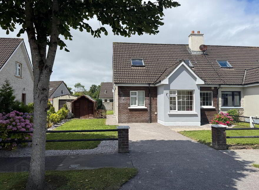 12 Manor Place, Manor Village, Tralee, V92AE3W
