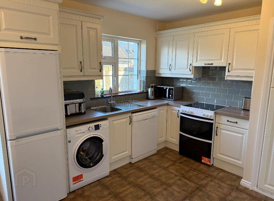 12 Manor Place, Manor Village, Tralee, V92AE3W