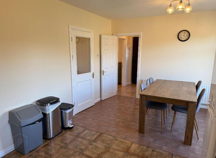 12 Manor Place, Manor Village, Tralee, V92AE3W