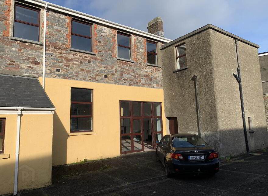 Strand Street, Tralee, V92H270