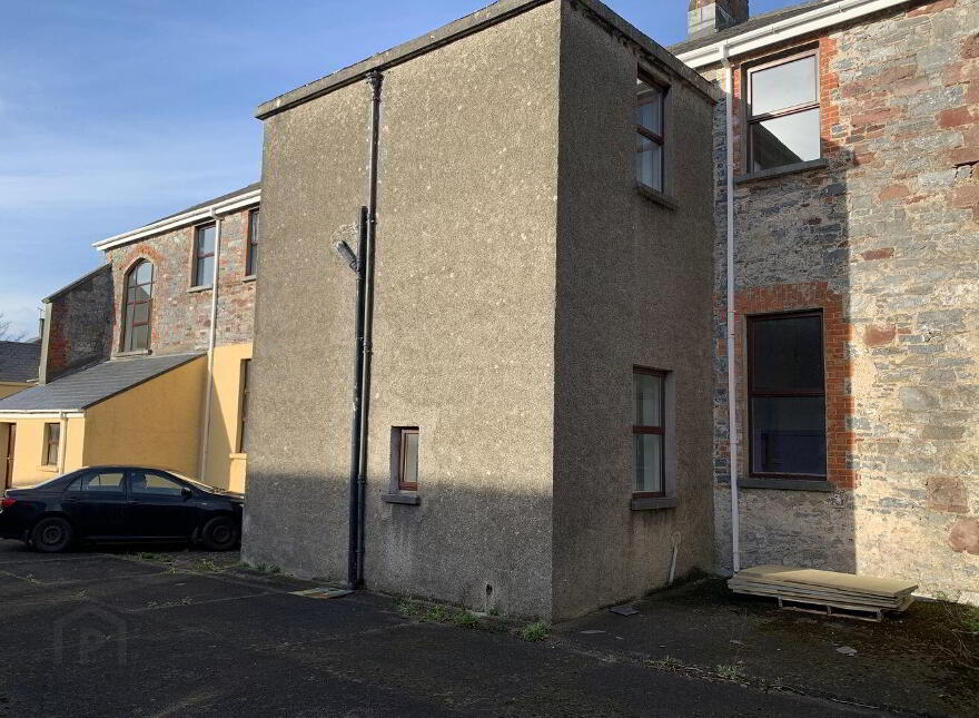 Strand Street, Tralee, V92H270