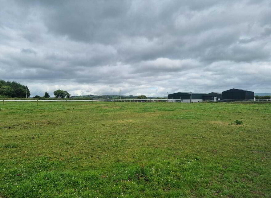 Whitethorn Equestrian Centre, Knocknasnaa, Abbeyfeale, V9476C0