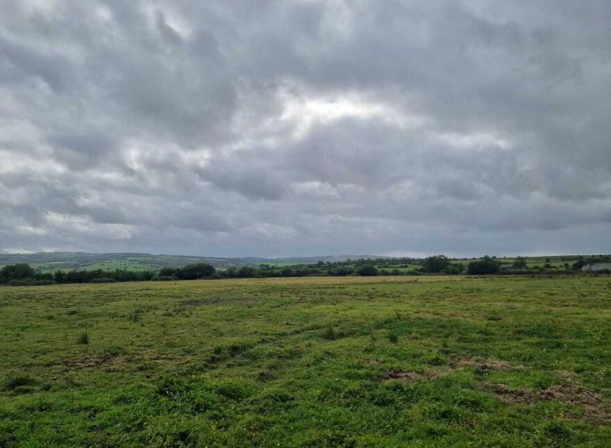 Whitethorn Equestrian Centre, Knocknasnaa, Abbeyfeale, V9476C0